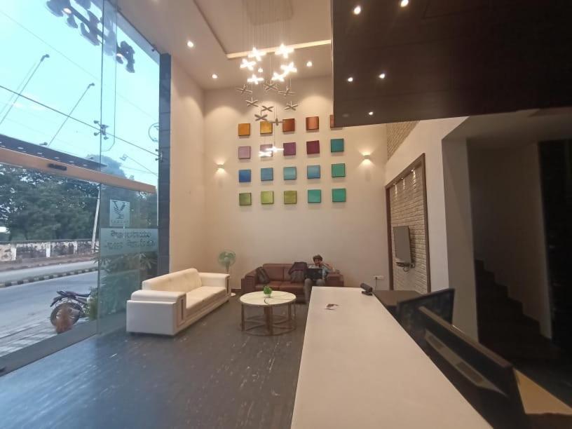 Yuvraj Palace Inn Mysore Esterno foto