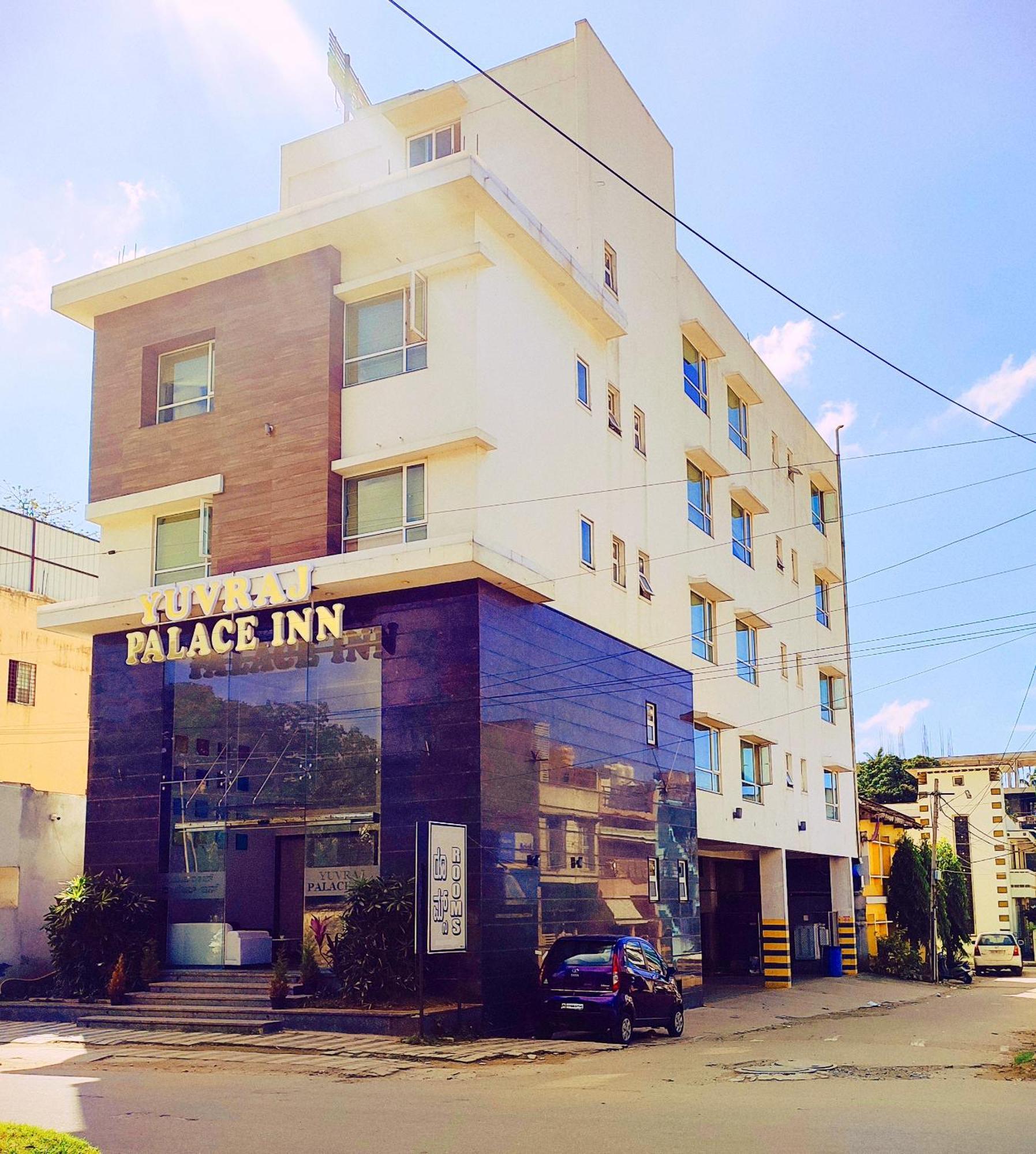 Yuvraj Palace Inn Mysore Esterno foto